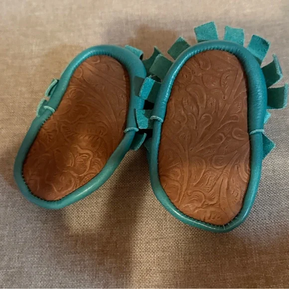 Baby Girl Shoes Set of 3 Like New Carters, Cat & Jack 3-6MO - Picture 7 of 12